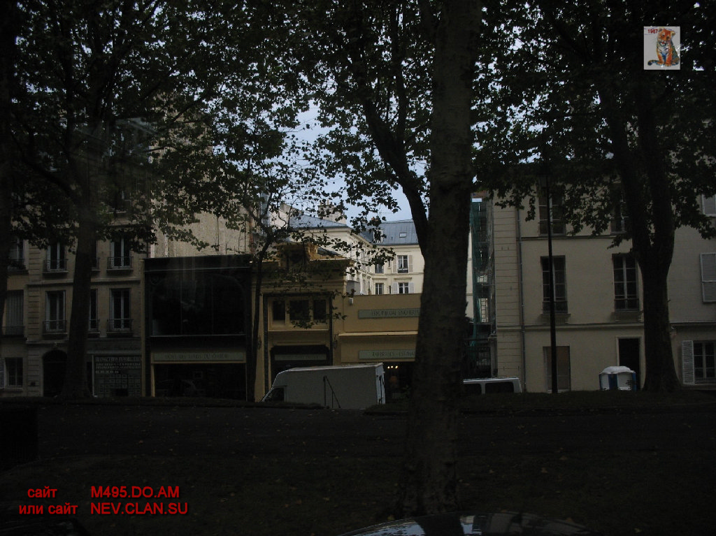 paris versal